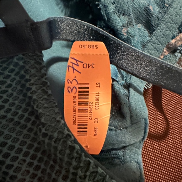 Victoria’s Secret Bra 34C NWT - Picture 3 of 3